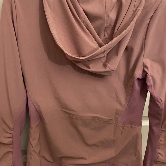 Lululemon jacket - Picture 2 of 7
